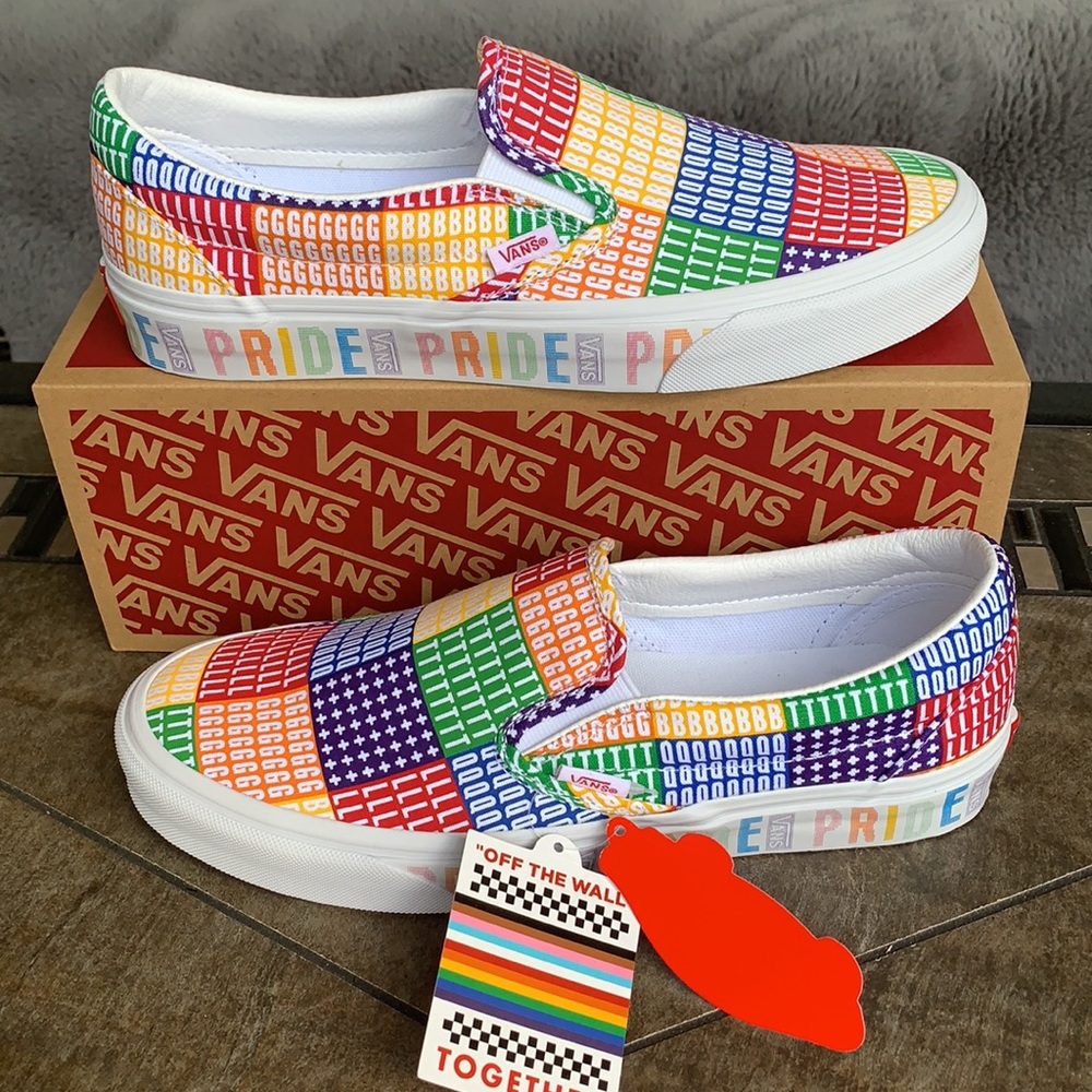 VANS CLASSIC SLIP ON PRIDE MULTI/TRUE WHITE MENS - Picture 5 of 16